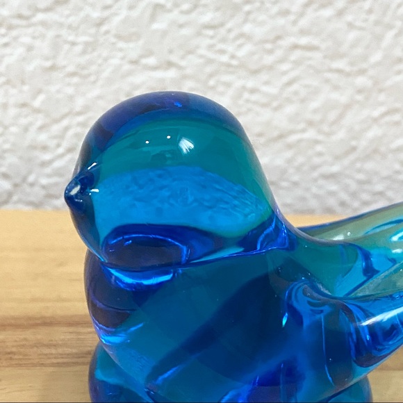 Handmade 2013 Leo Ward Signed Blue Bird of Happiness 2.5” Glass Figurine - Picture 2 of 11